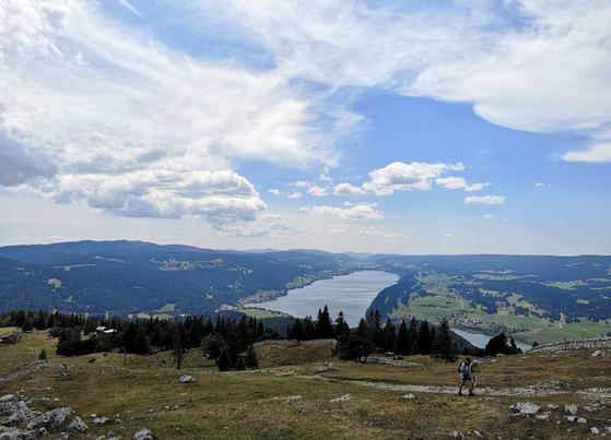 wanderung-dent-du-vaulion559x1200